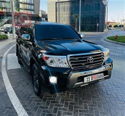 تويوتا لاندكروزر